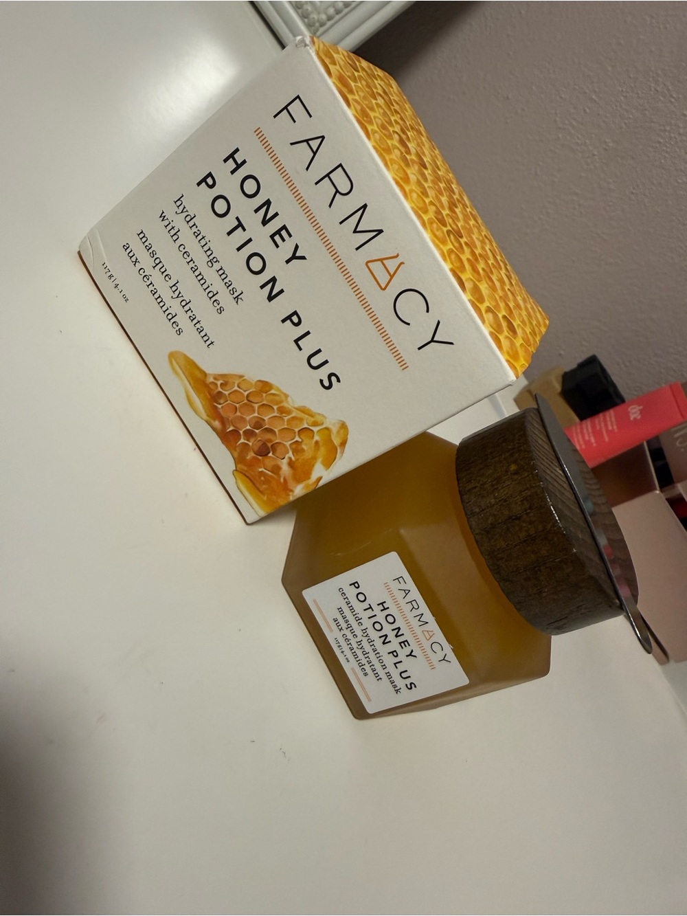 Farmacy Honey Potion Plus Moisturizing Mask - Gold & White Packaging